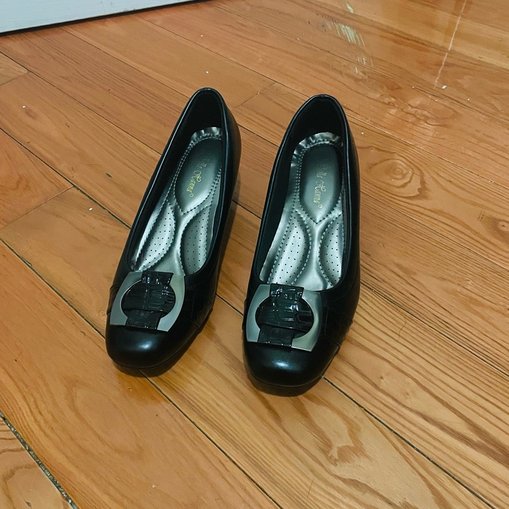 Women’s shoes